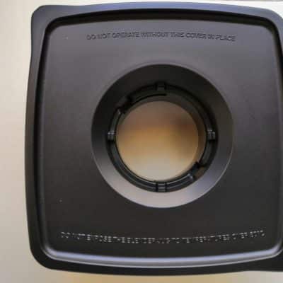 Mixergép fedél fekete színben