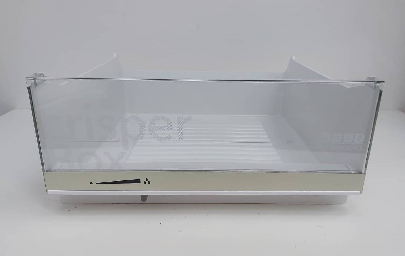 Zöldségtárolófiók Crisper Box felirattal
