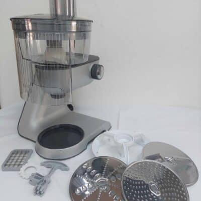 Kockázó és szeletelő feltét MUM5 és MUMS2 robotgépekhez