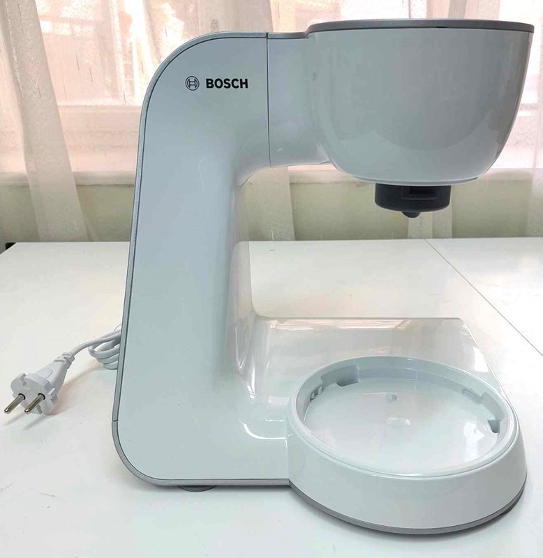 MUM5 alapgép 900W (fehér/ezüst színben) - Image 2