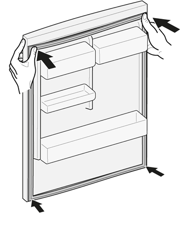 Ajtógumi sarkainak benyomása a horonyba